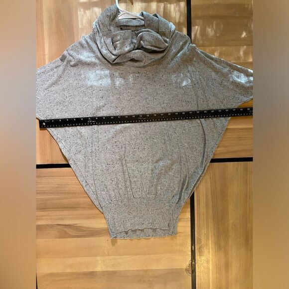 Grey if it were me sweater - Picture 4 of 6